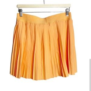 NEW Alo Yoga Aces Tennis Cantaloupe Skirt Large